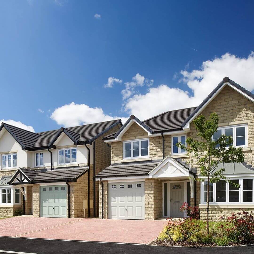 Our Home of The Week: The Banbury at The Orchards. Only 3 plots left at this stunning development in Netherthong, so don’t miss out – these impressive 4 bedroom homes are ready to move into, all have fitted carpets plus a host of extras included!

#joneshomes #joneshome #joneshomesuk #home #newhome #newhomes #newbuild #newbuildhome #property #instahome